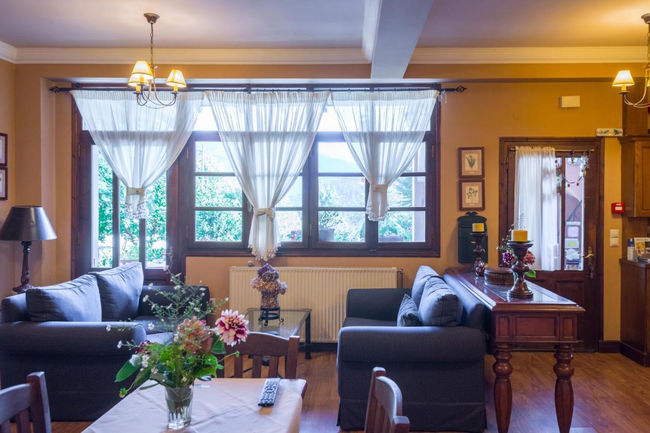 Villa Virginia Hotel Voutiron Extérieur photo